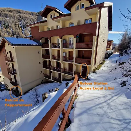 Centre Station - La Vallee Blanche 2 - La Foux Apartament *